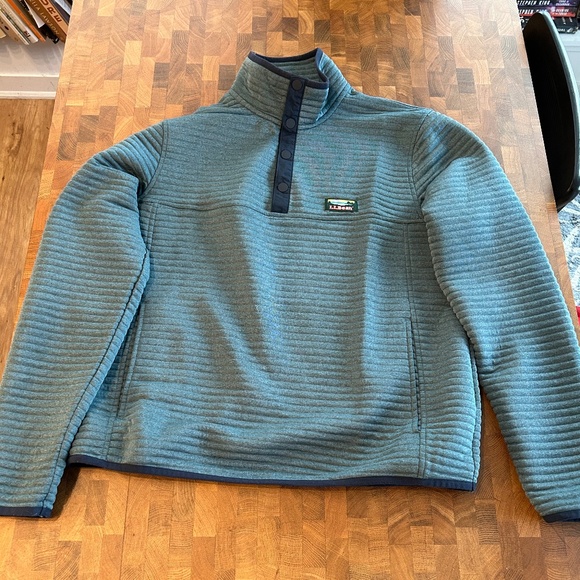 L.L. Bean Ribbed Pullover Sweater - Picture 1 of 4